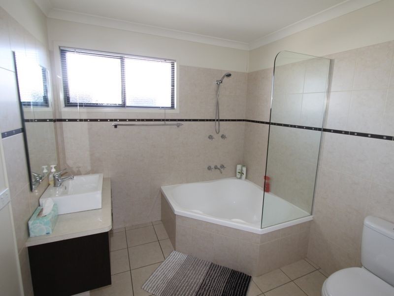 29/68 Moody Street, Emerald QLD 4720