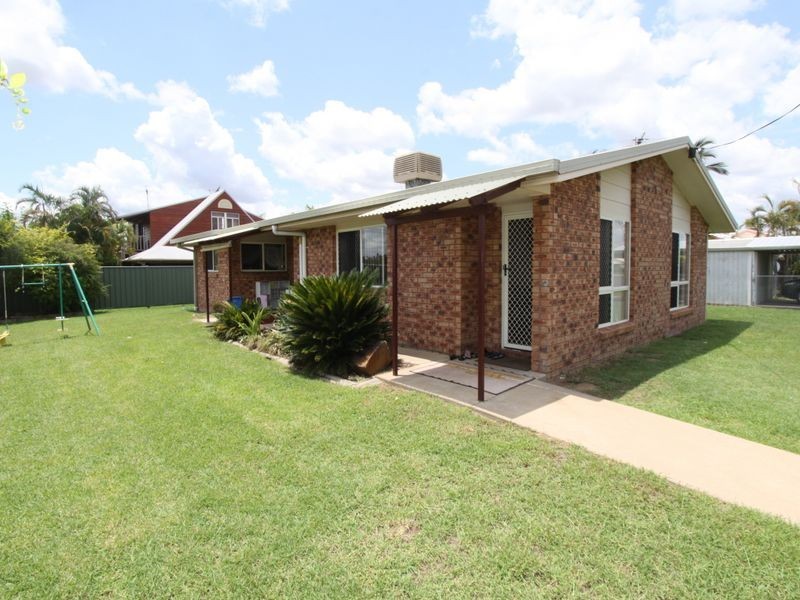 8 Edmonston Drive, Emerald QLD 4720