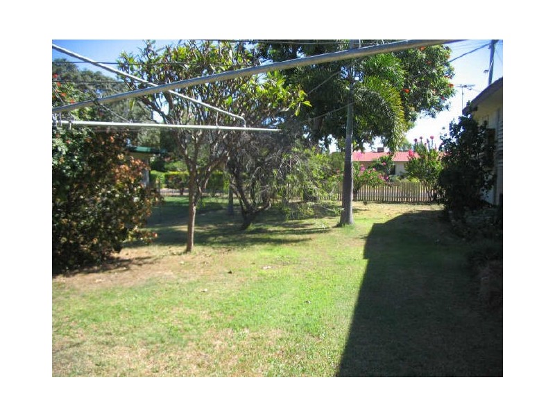 32 Retro Street, Emerald QLD 4720