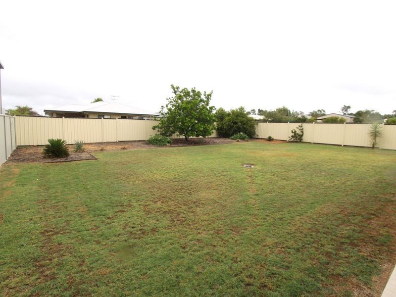 17 Glovar Street, Emerald QLD 4720