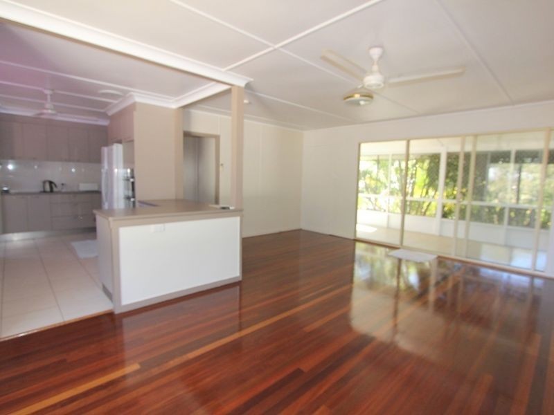 18 Old Airport Drive, Emerald QLD 4720