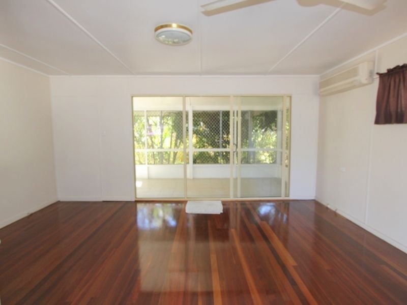 18 Old Airport Drive, Emerald QLD 4720