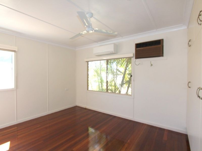 18 Old Airport Drive, Emerald QLD 4720