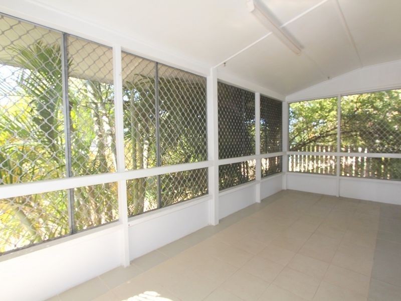 18 Old Airport Drive, Emerald QLD 4720