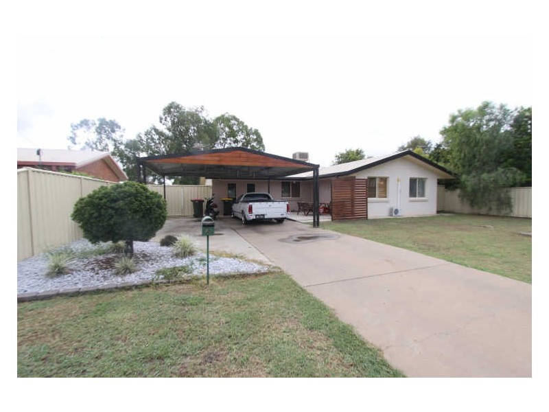 80 Gray Street, Emerald QLD 4720