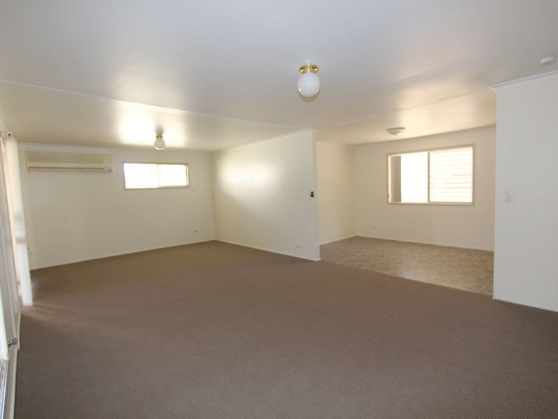 7 Gibson Grove, Emerald QLD 4720