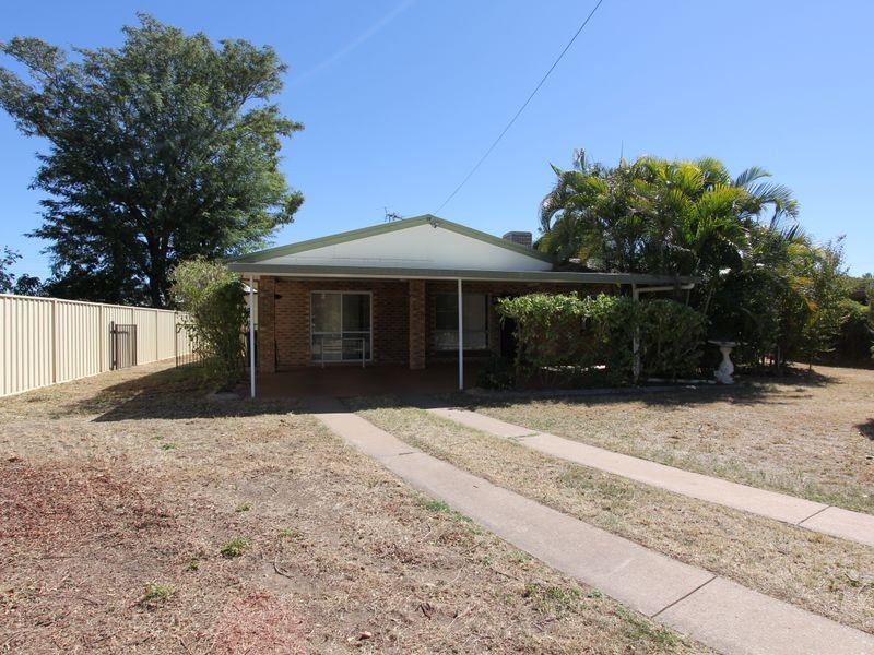 7 Gibson Grove, Emerald QLD 4720