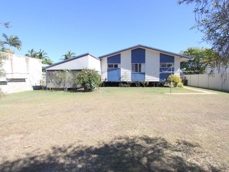12 Centenary Drive, Emerald QLD 4720