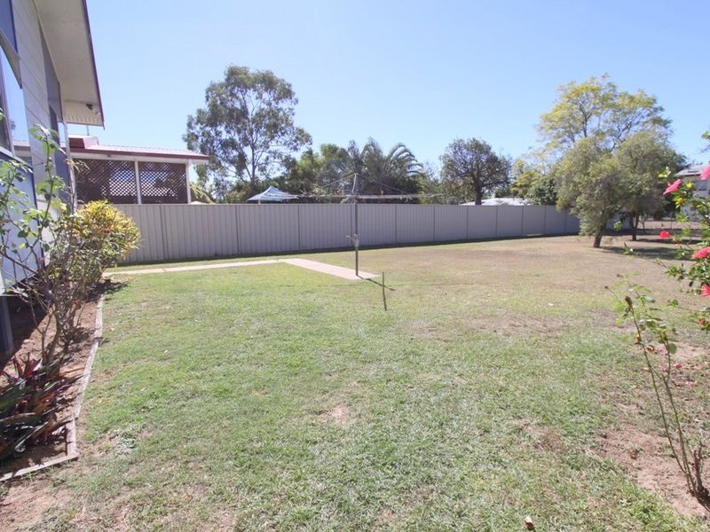 12 Centenary Drive, Emerald QLD 4720