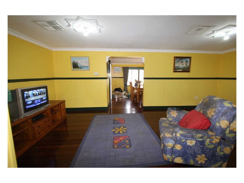 134b Opal Street, Emerald QLD 4720