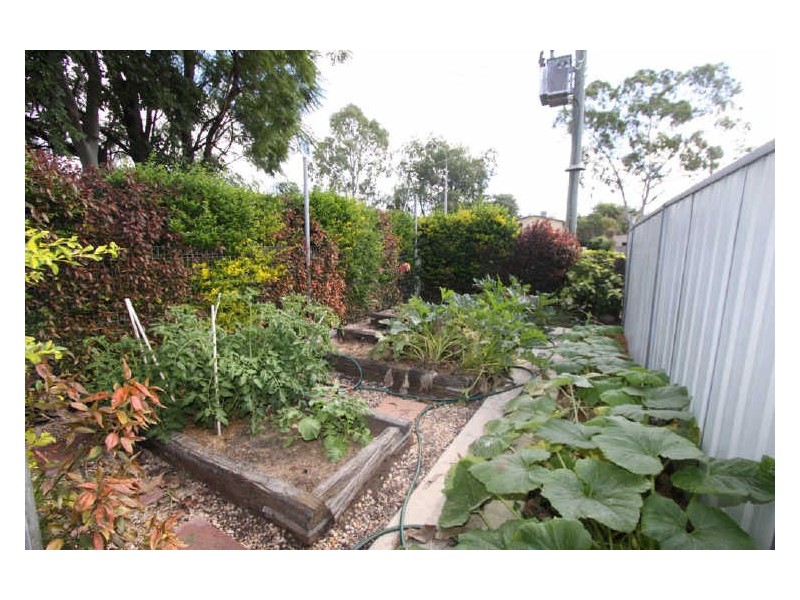 134b Opal Street, Emerald QLD 4720