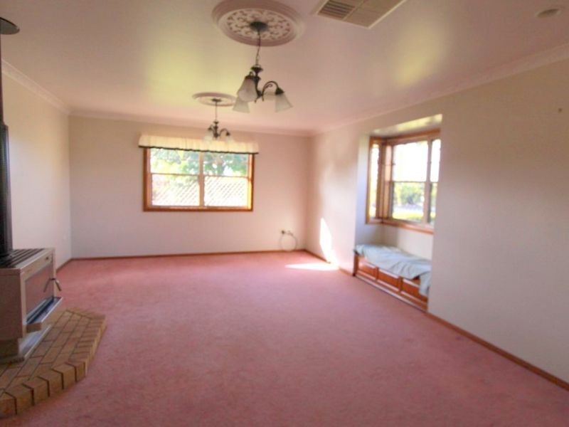 5 Ironbark Dr, Emerald QLD 4720