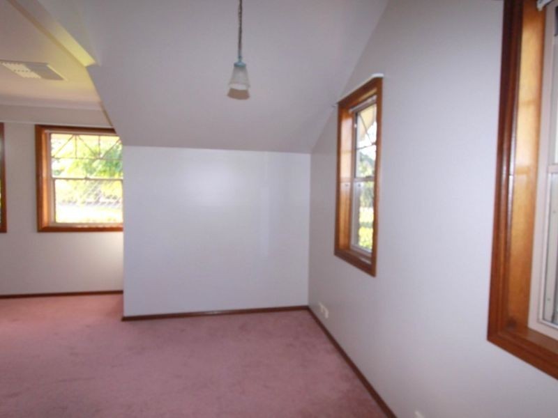 5 Ironbark Dr, Emerald QLD 4720