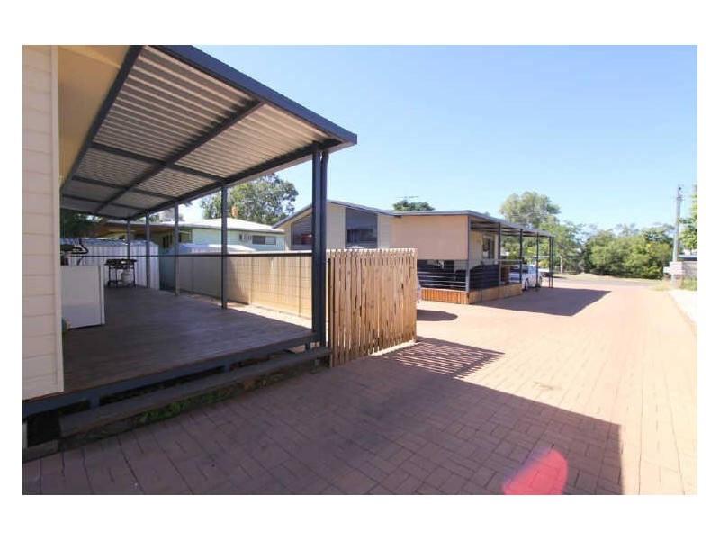 3 Gilbert Place, Emerald QLD 4720
