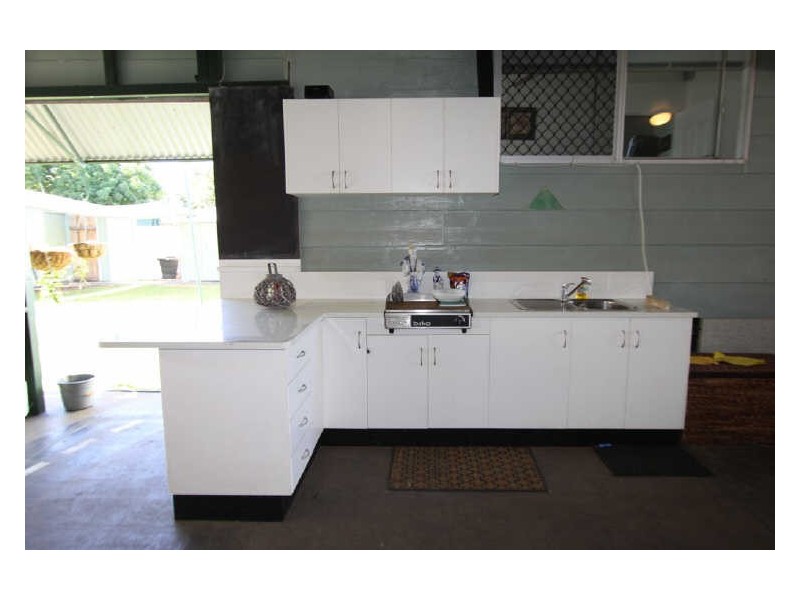 3 McKendry Street, Emerald QLD 4720