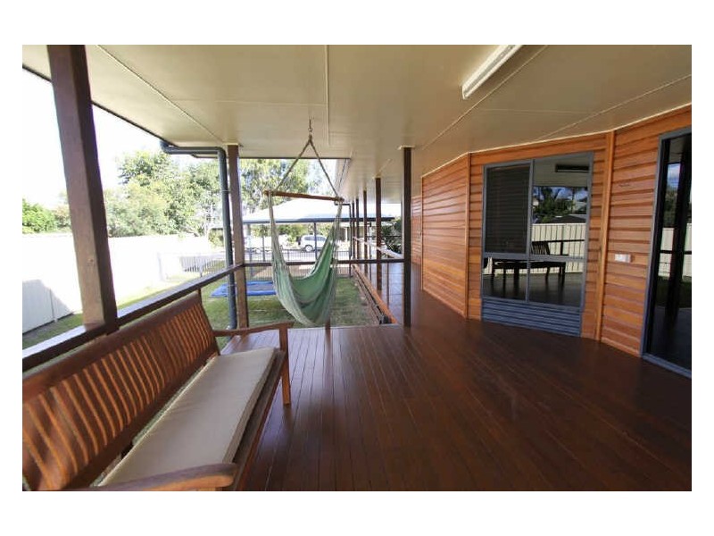 3 Cowan Crescent, Emerald QLD 4720