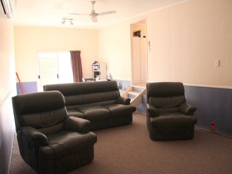 10 Topaz Street, Emerald QLD 4720