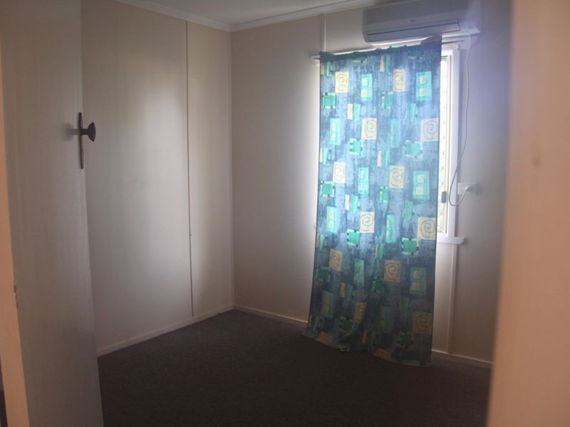 10 Topaz Street, Emerald QLD 4720