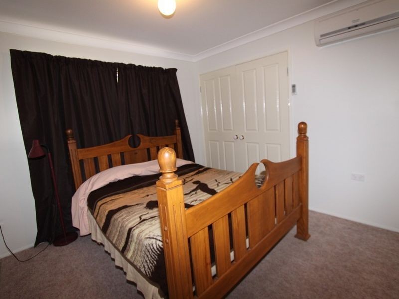 67 Staal Cresent, Emerald QLD 4720