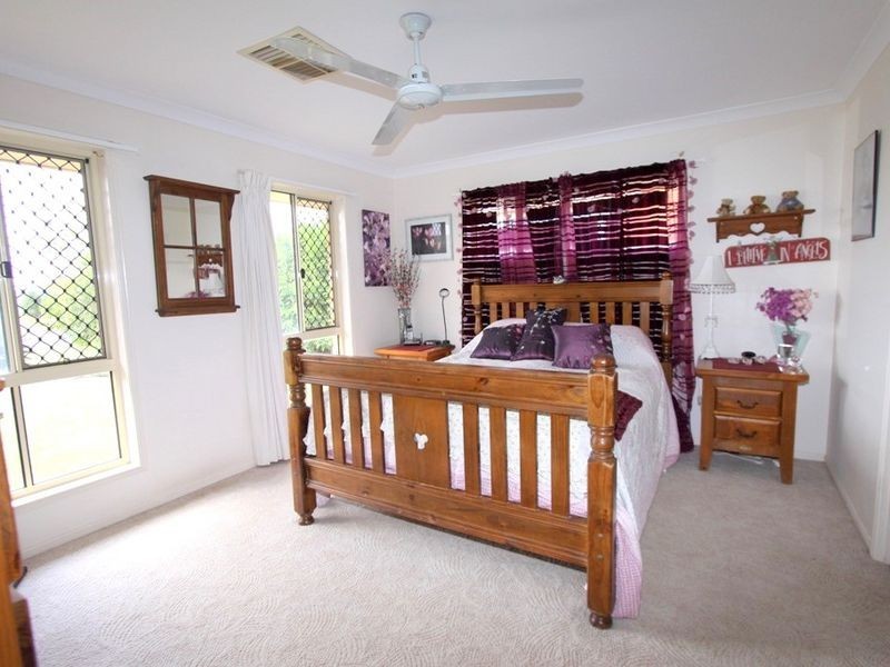 9 Whitchurch Street, Emerald QLD 4720