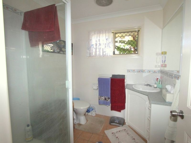 9 Whitchurch Street, Emerald QLD 4720
