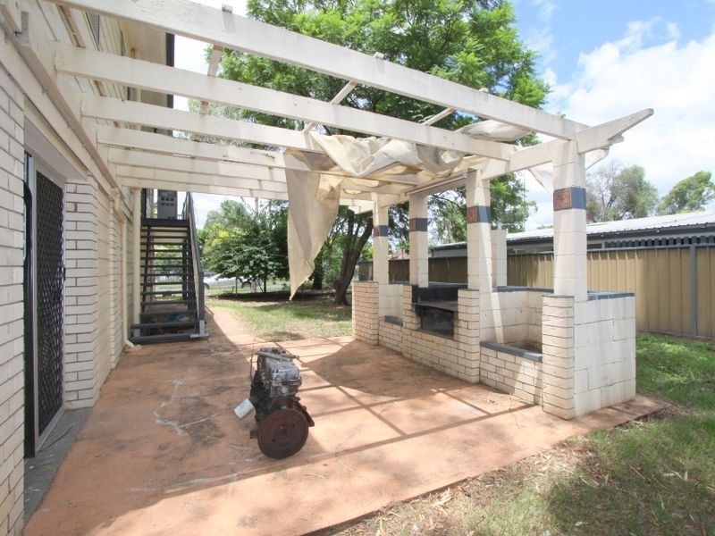 13 Garnet Street, Emerald QLD 4720
