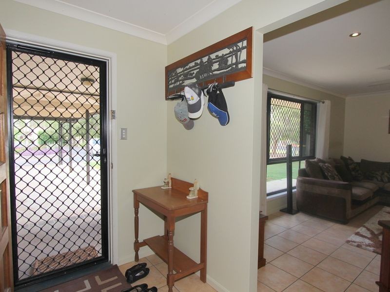 21 Coaker Drive, Emerald QLD 4720