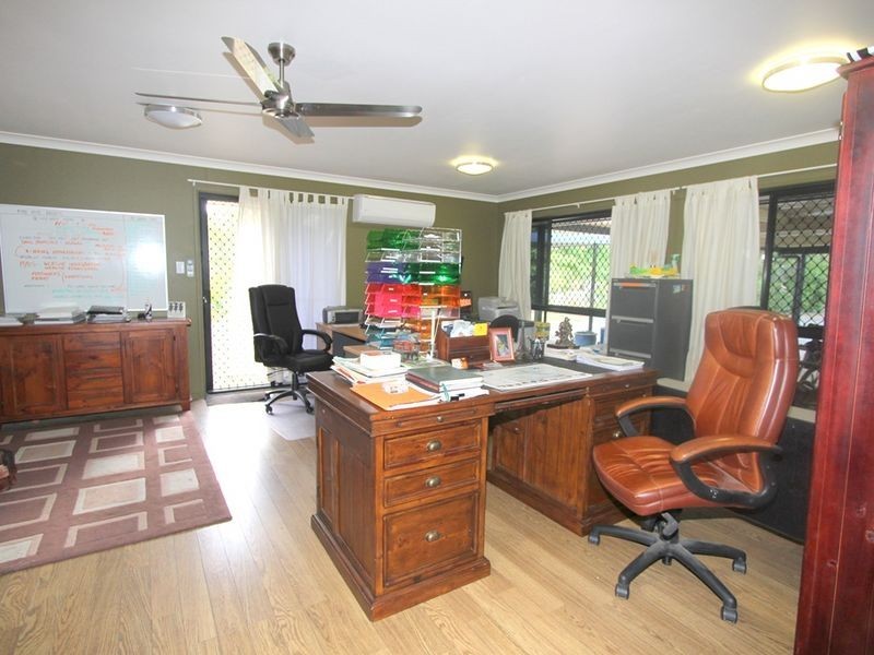 21 Coaker Drive, Emerald QLD 4720