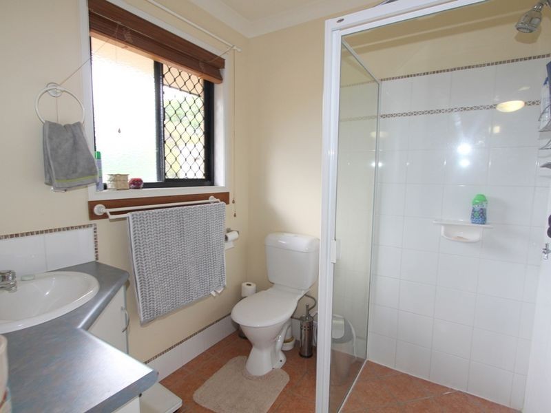 21 Coaker Drive, Emerald QLD 4720