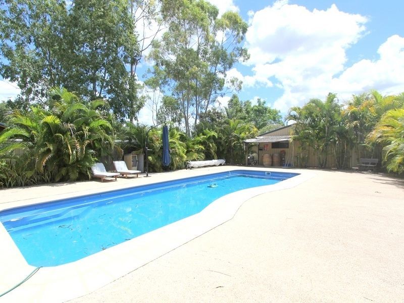 21 Coaker Drive, Emerald QLD 4720