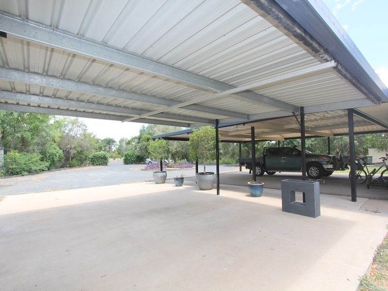 21 Coaker Drive, Emerald QLD 4720