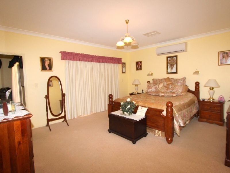 Emerald QLD 4720