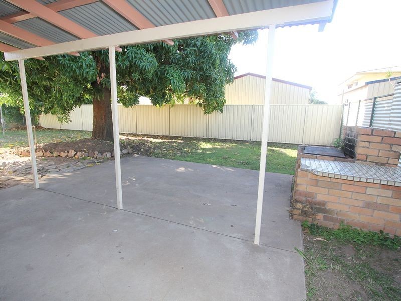 15 Frazer St, Emerald QLD 4720
