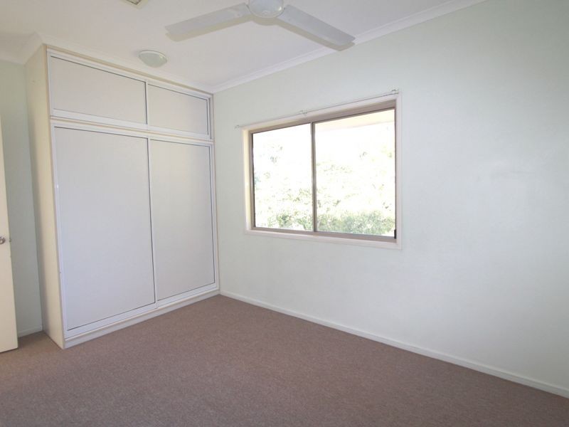 82 Baker St, Emerald QLD 4720