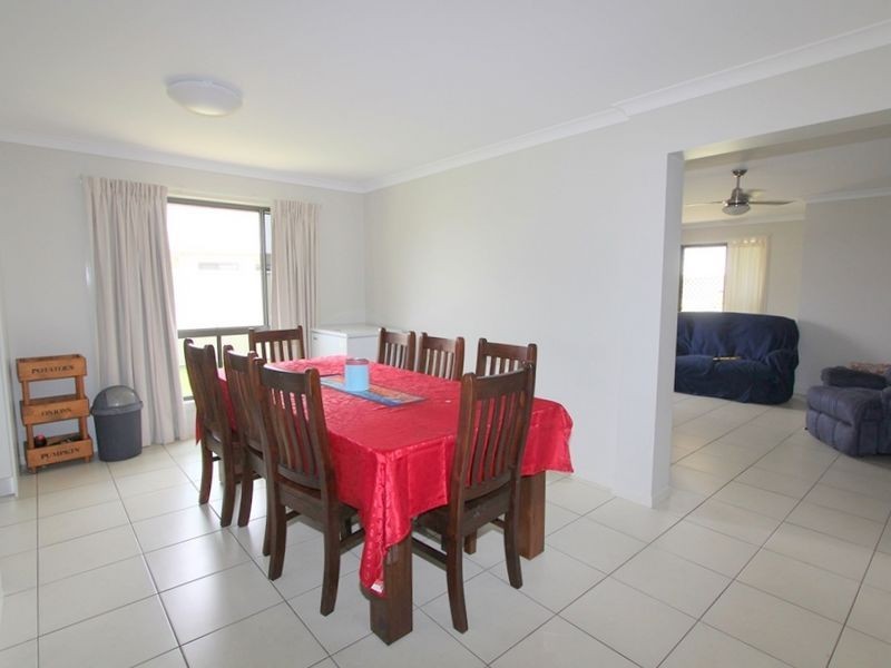 26 Wright Street, Emerald QLD 4720