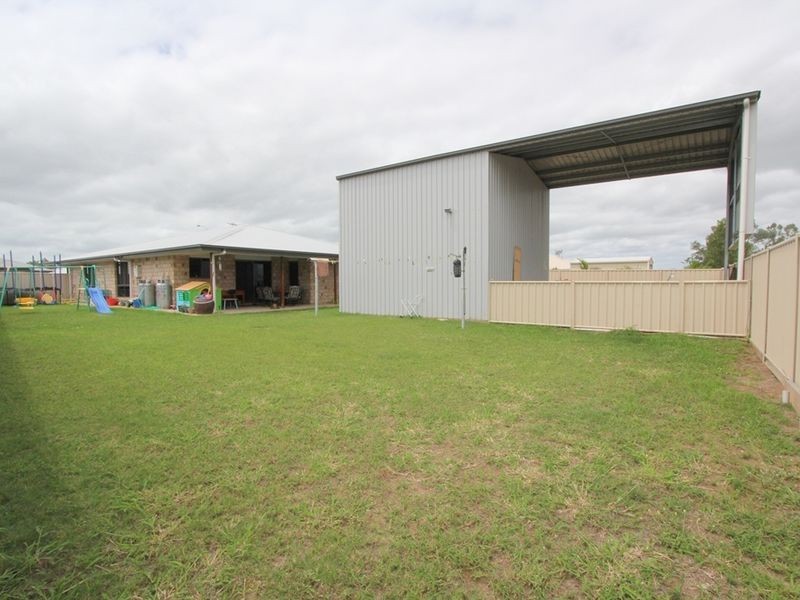 26 Wright Street, Emerald QLD 4720