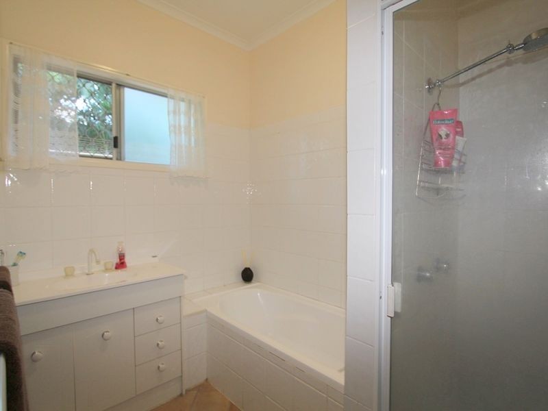 4 Saffola Place, Emerald QLD 4720