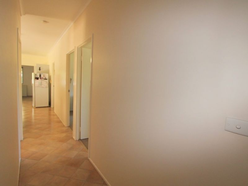 4 Saffola Place, Emerald QLD 4720