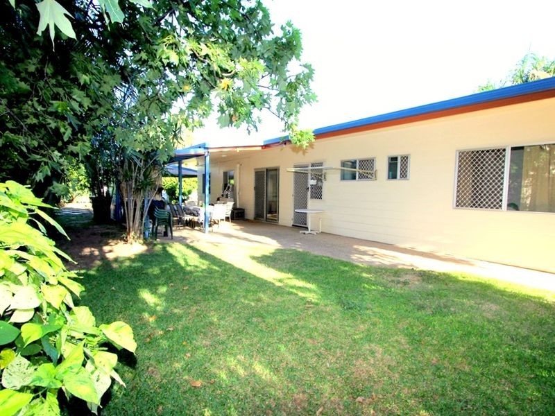 4 Saffola Place, Emerald QLD 4720