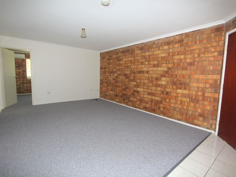 4/126 Opal St, Emerald QLD 4720