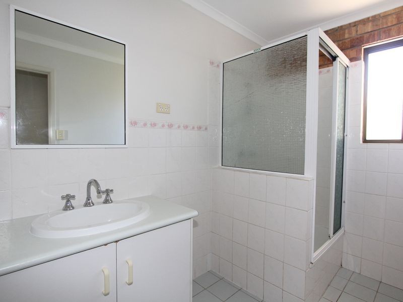 4/126 Opal St, Emerald QLD 4720