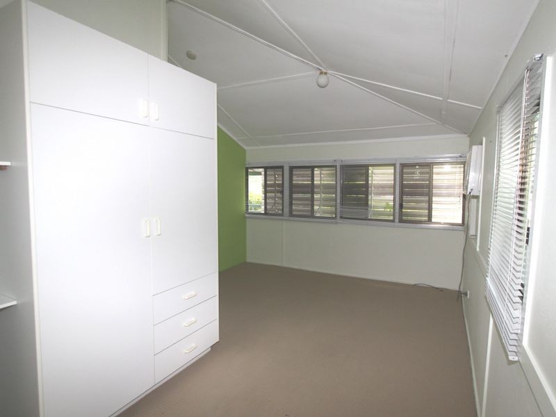 13 Pill Street, Emerald QLD 4720