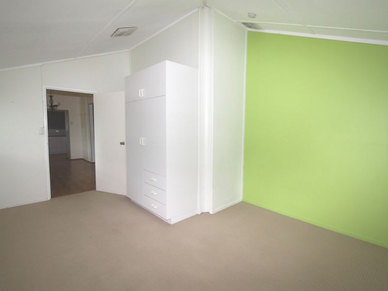 13 Pill Street, Emerald QLD 4720