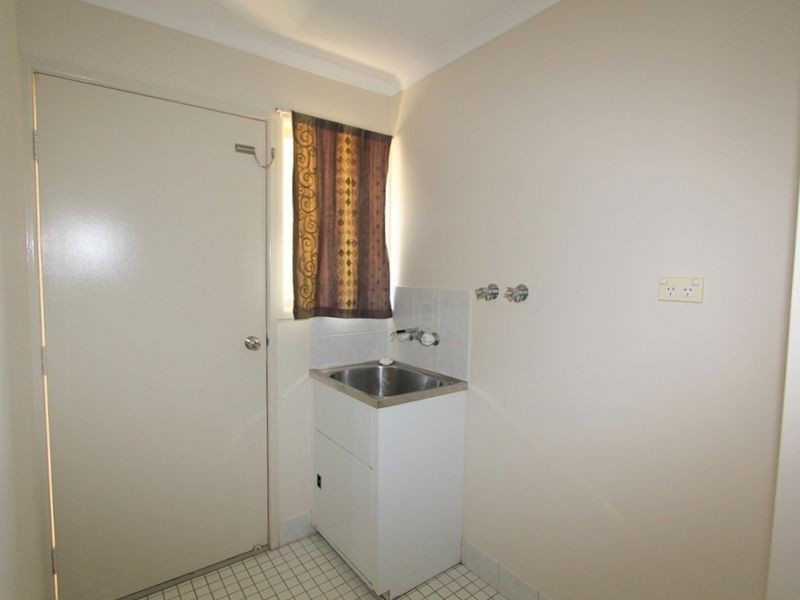 1 Fern Court, Emerald QLD 4720