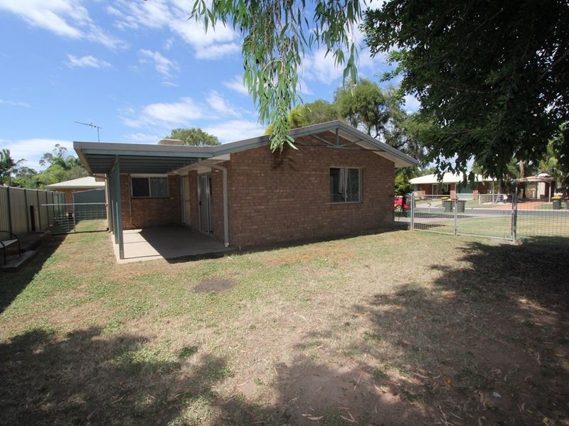 1 Fern Court, Emerald QLD 4720