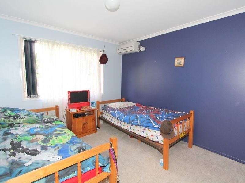 61 Staal Cr, Emerald QLD 4720