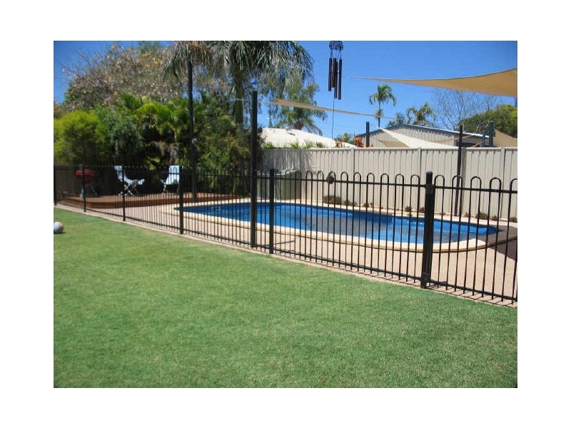 3 Louisa Court, Emerald QLD 4720