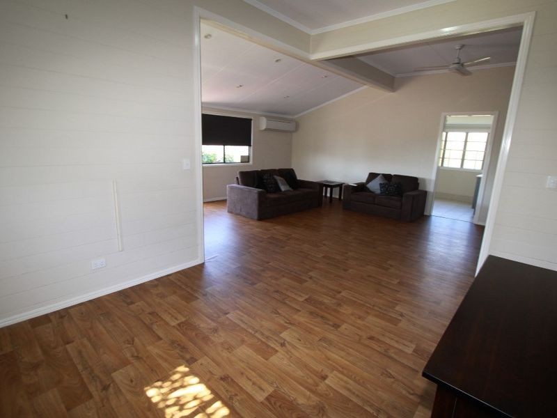 10 Roundtree Dr, Emerald QLD 4720