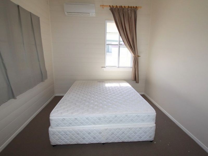 10 Roundtree Dr, Emerald QLD 4720