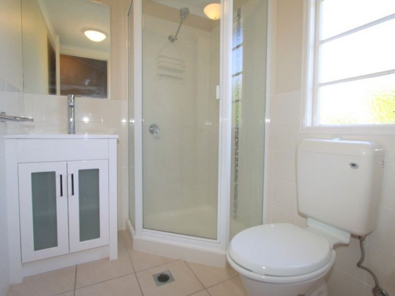 10 Roundtree Dr, Emerald QLD 4720